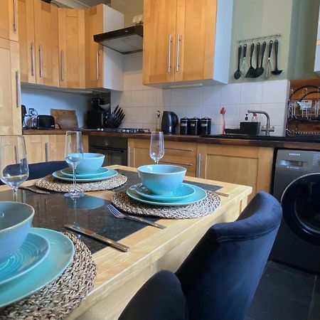 Spacious 2-Bed Flat With Garden, 3 Minutes Walk From Oval Tube Station London Luaran gambar